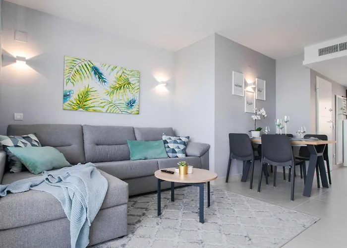 Espanatour Meruyert Torrevieja